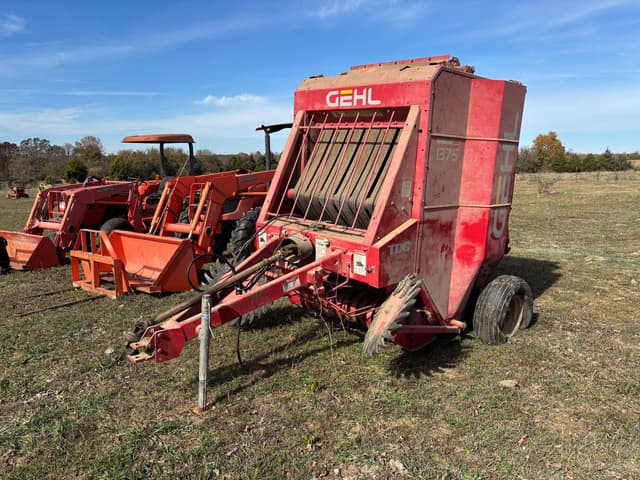 Image of Gehl 1375  equipment image 1