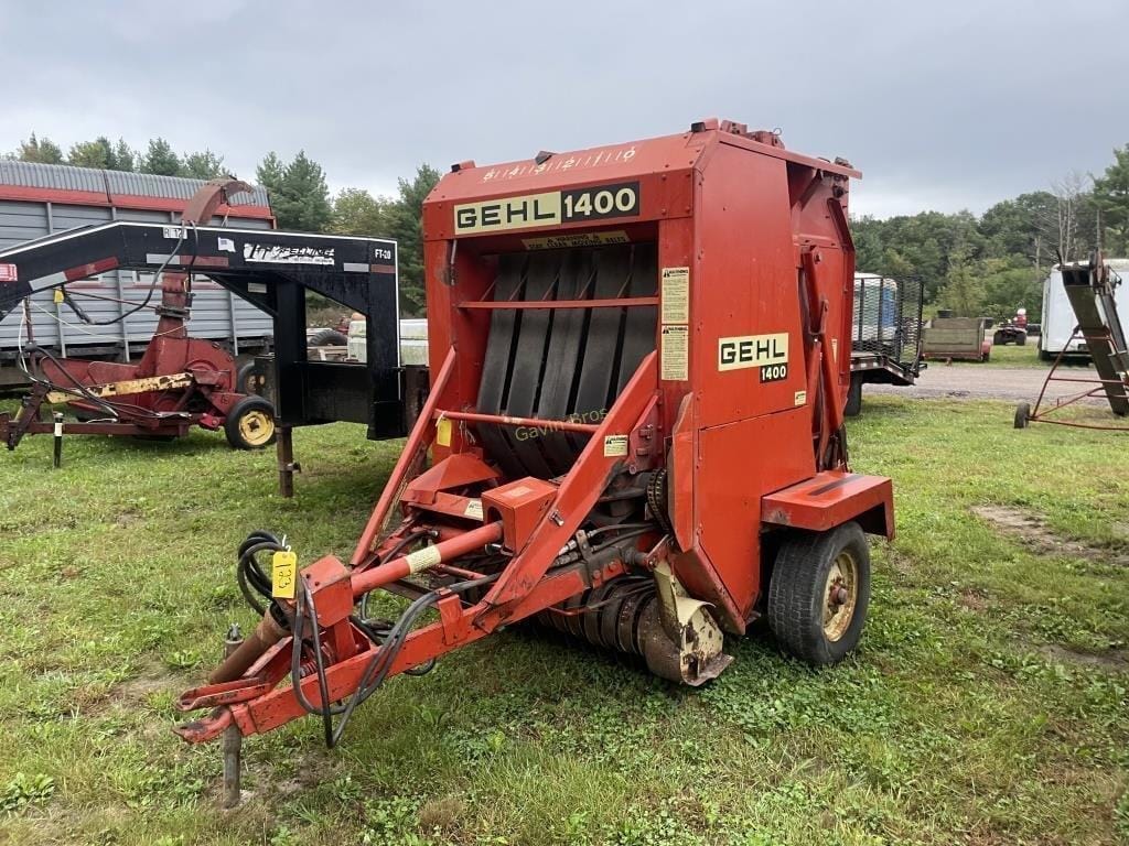 Main image Gehl 1400