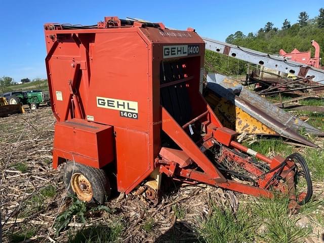 Image of Gehl 1400 equipment image 1