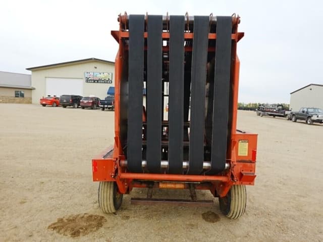 Image of Gehl 1450 equipment image 4