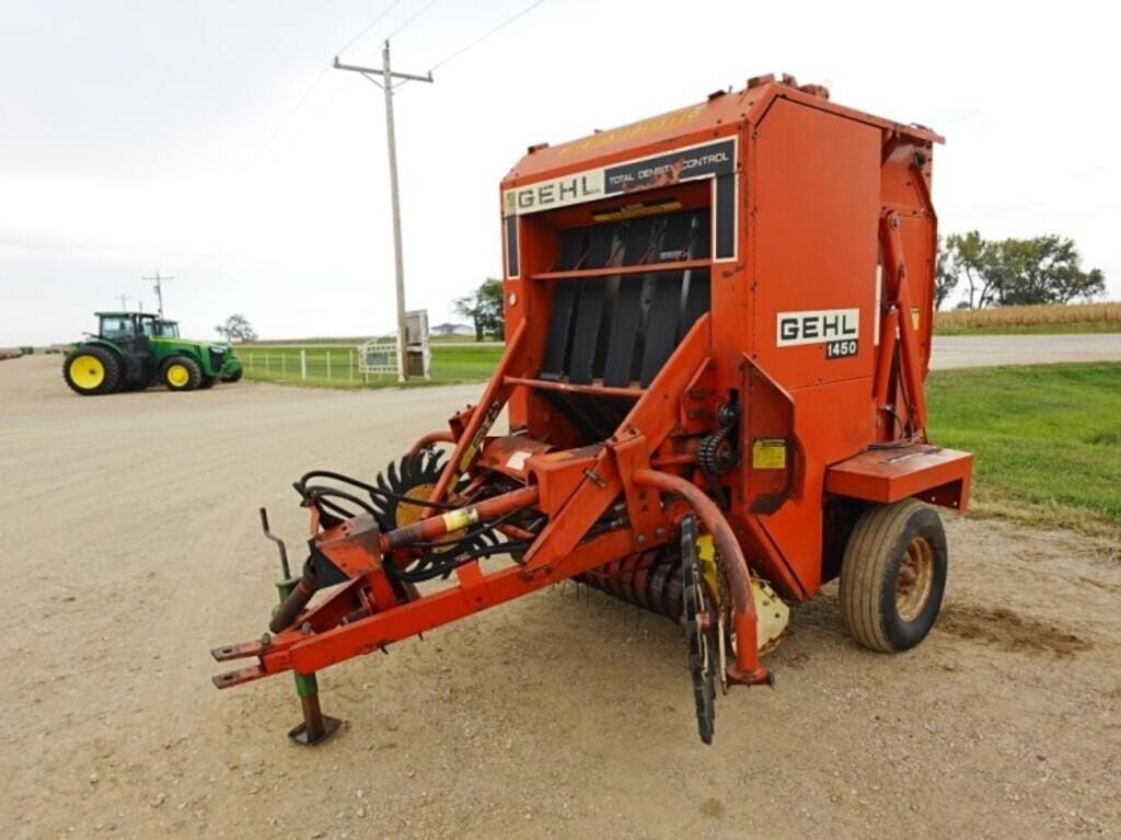 Gehl 1450 Equipment Image0