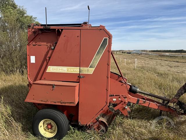 Image of Gehl 1470 equipment image 4