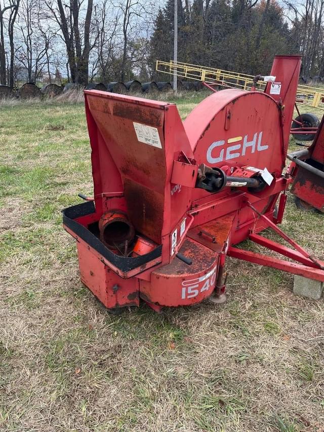 Image of Gehl 1540 equipment image 1