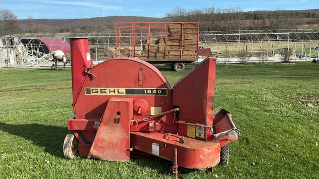 Image of Gehl FB1540 equipment image 4