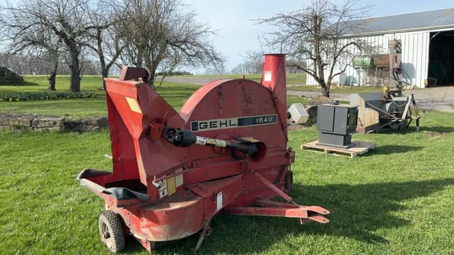 Image of Gehl FB1540 equipment image 1