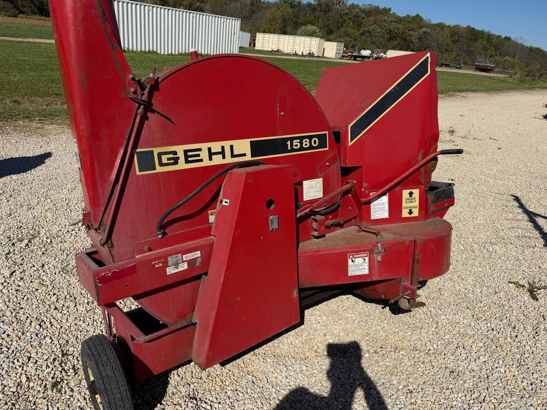 Image of Gehl 1580 Image 1