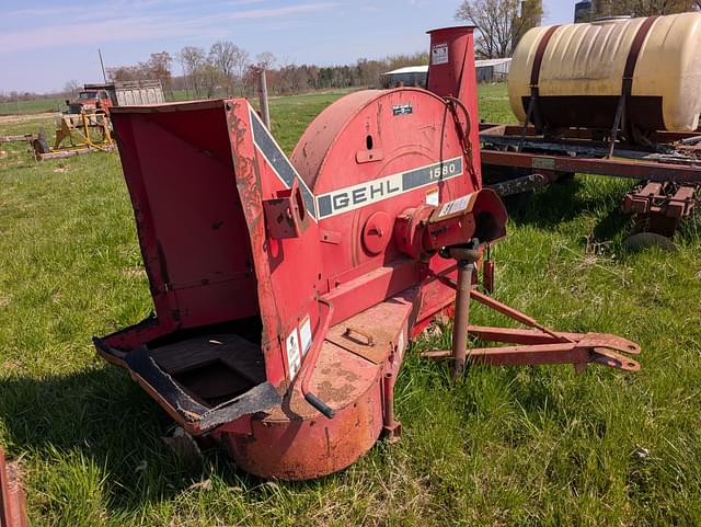 Image of Gehl 1580 equipment image 4