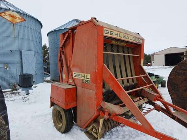 Image of Gehl 1600 equipment image 4