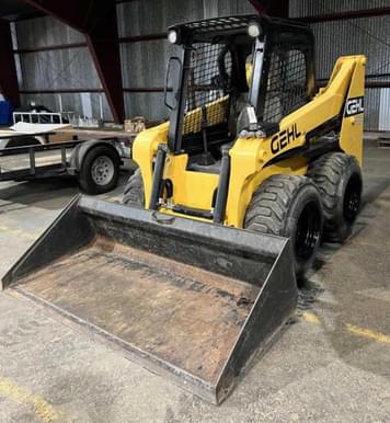 Main image Gehl R165