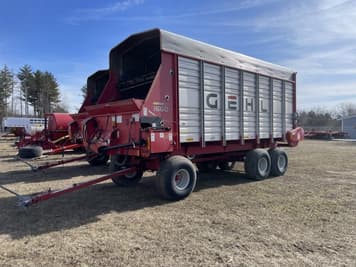 Main image Gehl 1660