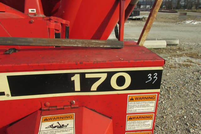 Image of Gehl 170 equipment image 2