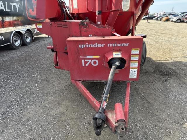 Image of Gehl 170 equipment image 4