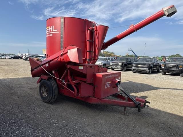 Image of Gehl 170 equipment image 3