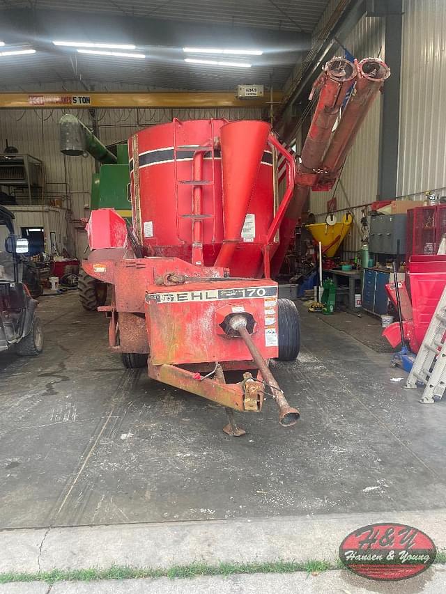Image of Gehl 170 equipment image 2