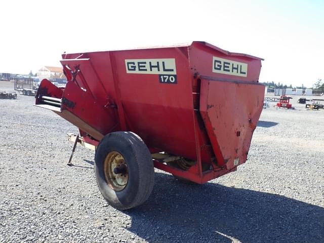 Image of Gehl 170 equipment image 4