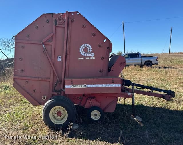 Image of Gehl 1710 equipment image 3