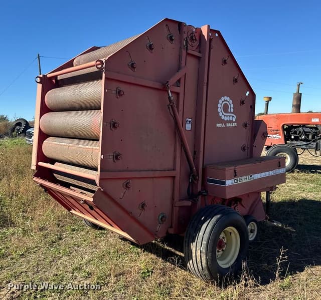 Image of Gehl 1710 equipment image 4