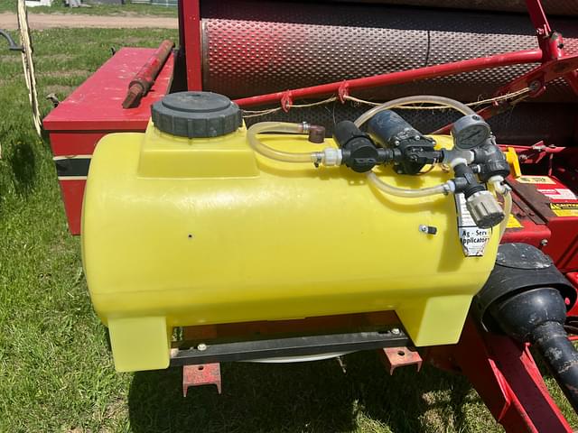 Image of Gehl 1710 equipment image 4