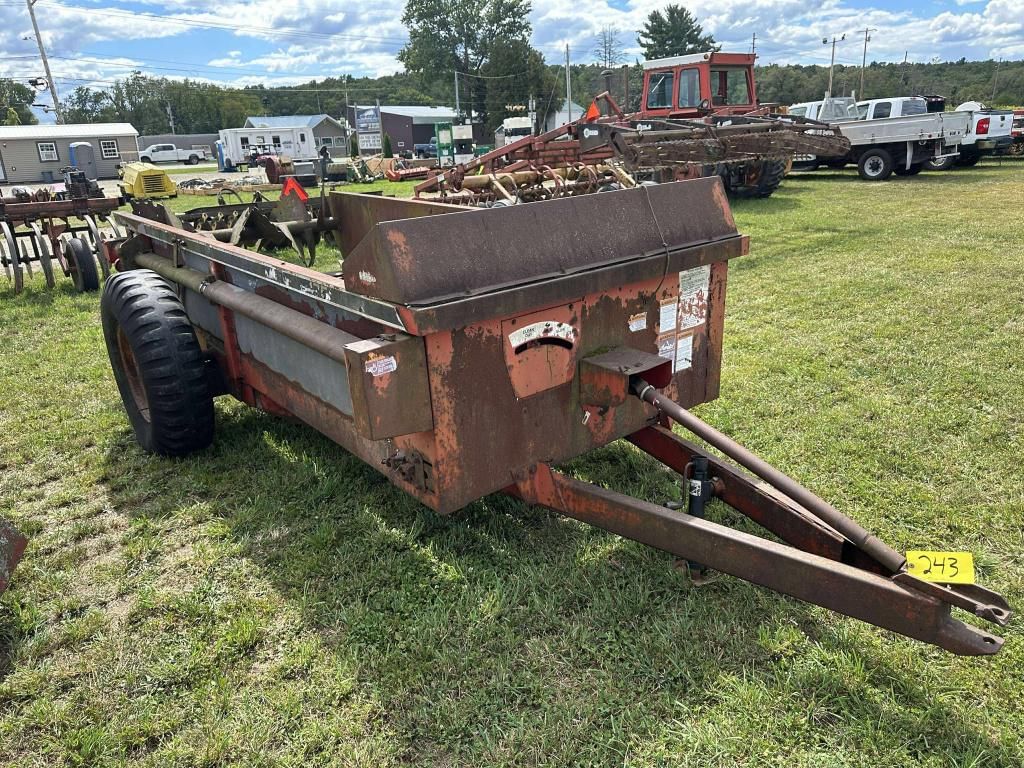 Gehl 175 Equipment Image0