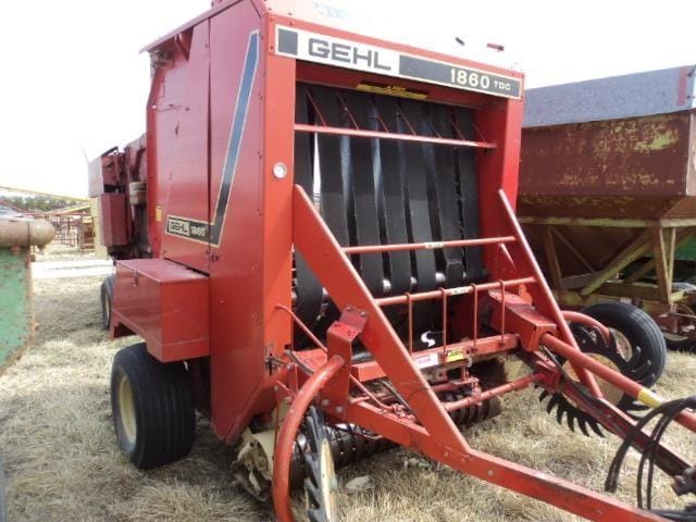 Gehl 1860 Equipment Image0