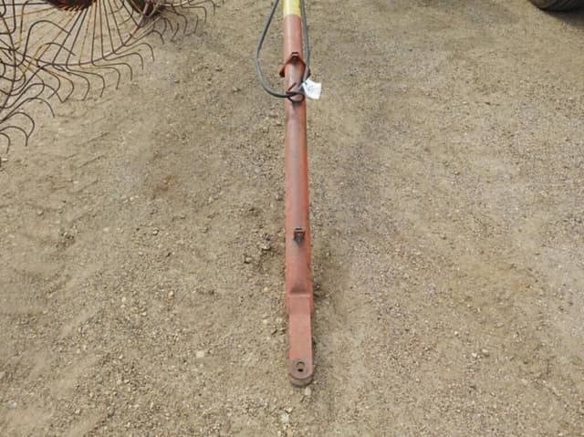 Image of Gehl 206 equipment image 3