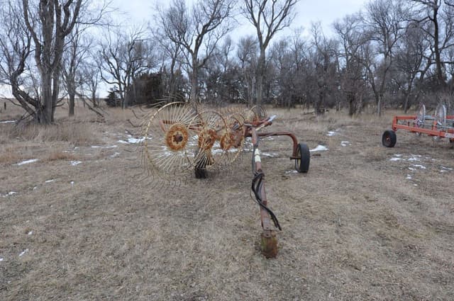 Image of Gehl 206 equipment image 1