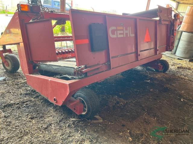 Image of Gehl 2109 equipment image 2