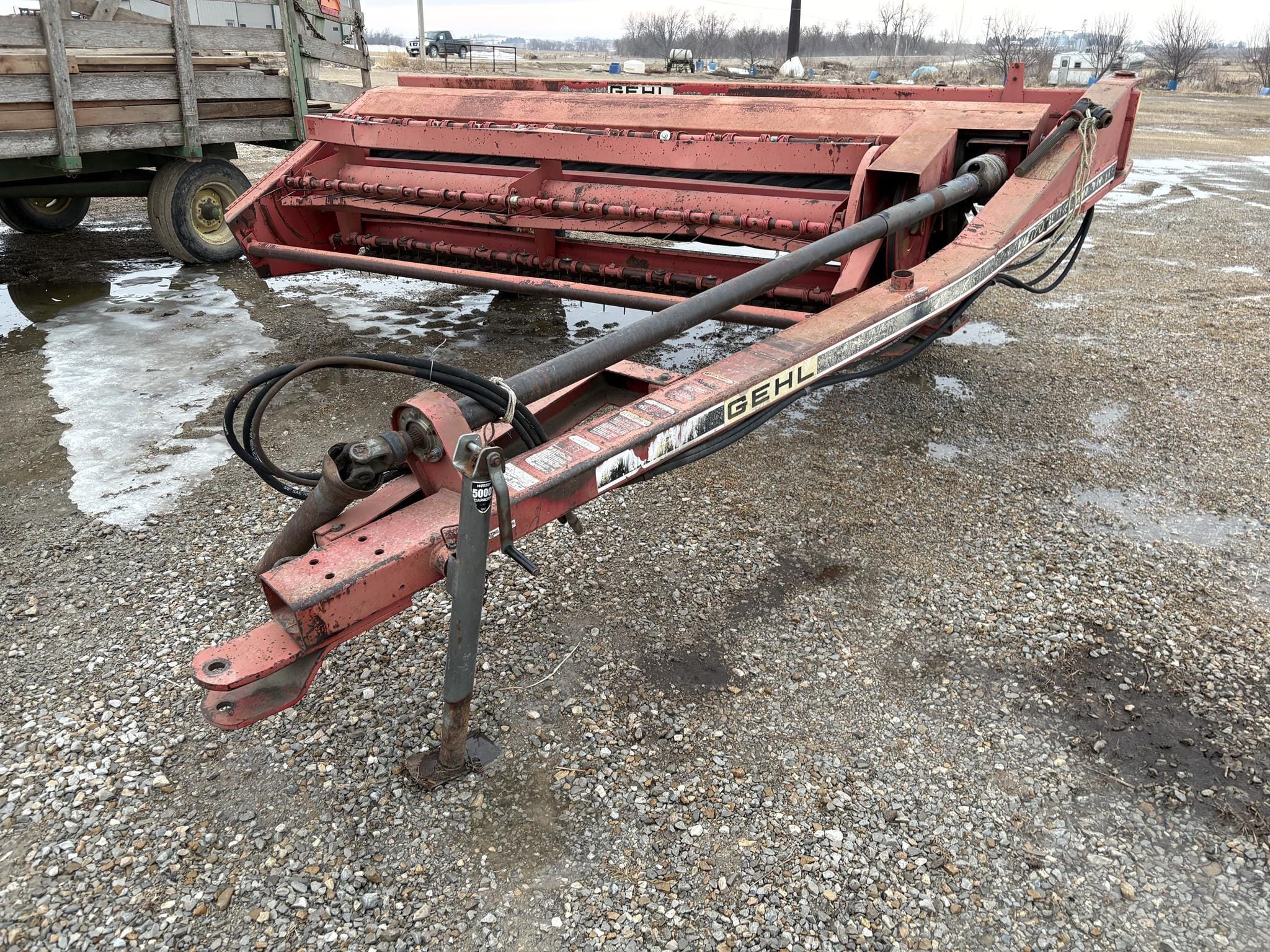 Gehl 2170 Equipment Image0