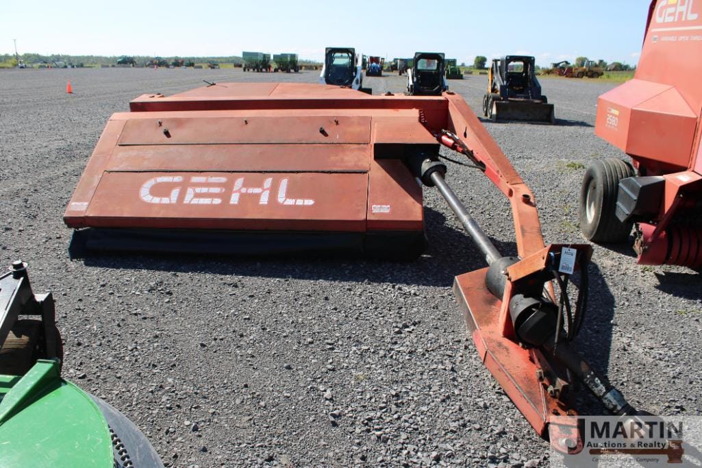 Main image Gehl 2340