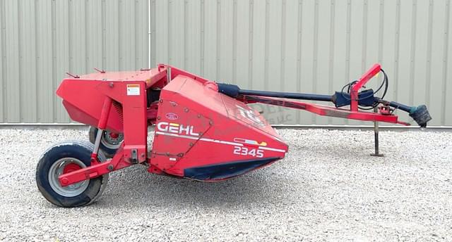 Image of Gehl 2345 equipment image 2