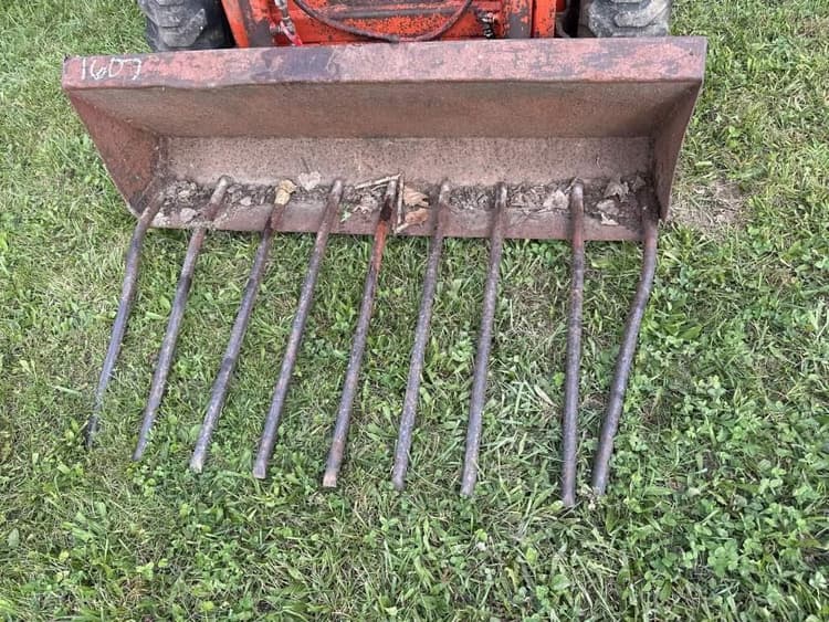 Gehl 2500 Construction Skid Steers for Sale Tractor Zoom