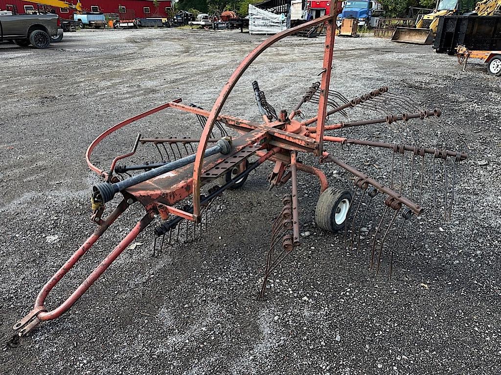 SOLD - Gehl 264 Lot No. 5012 Hay and Forage with 12 ft | Tractor Zoom
