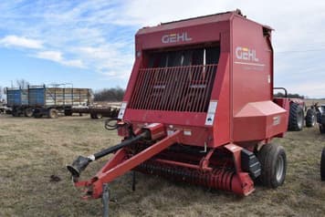 Main image Gehl 2880