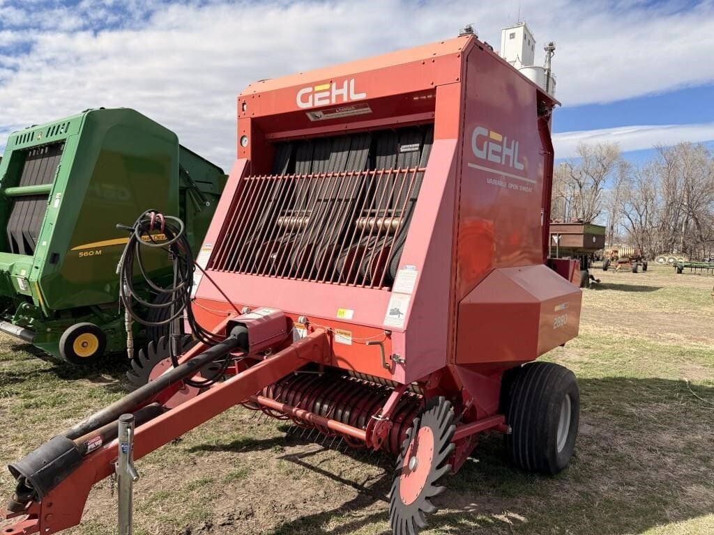 Gehl 2880 Equipment Image0