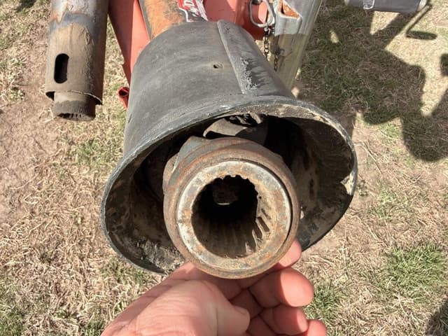 Image of Gehl 2880 equipment image 4