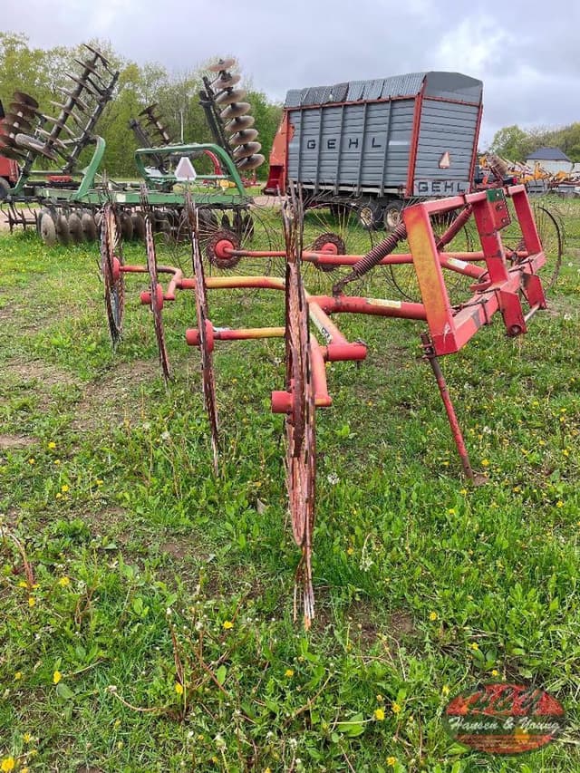 Image of Gehl 308 equipment image 3