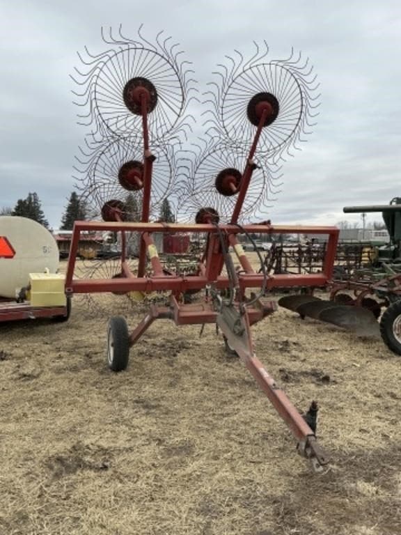 Image of Gehl 308 equipment image 2