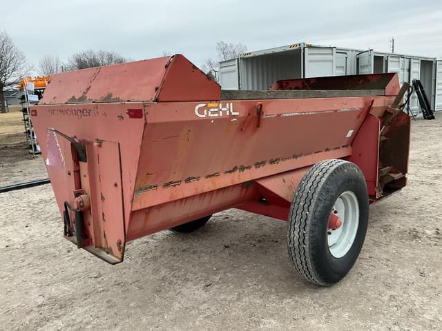 Image of Gehl MS309 equipment image 4