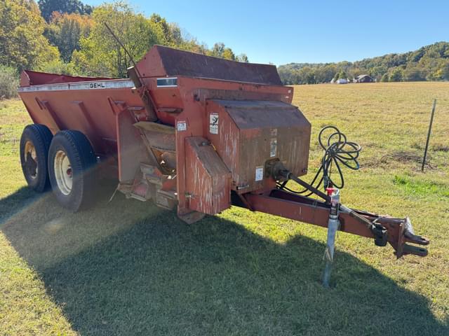 Image of Gehl 312 equipment image 1