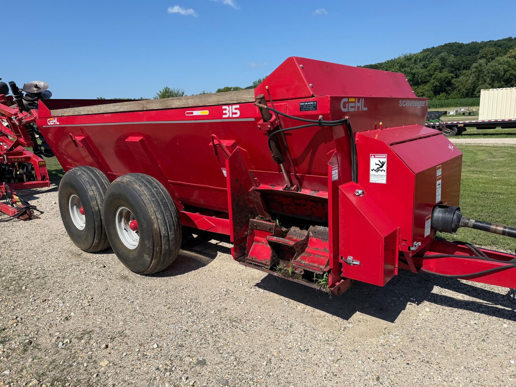 Gehl 315 Equipment Image0