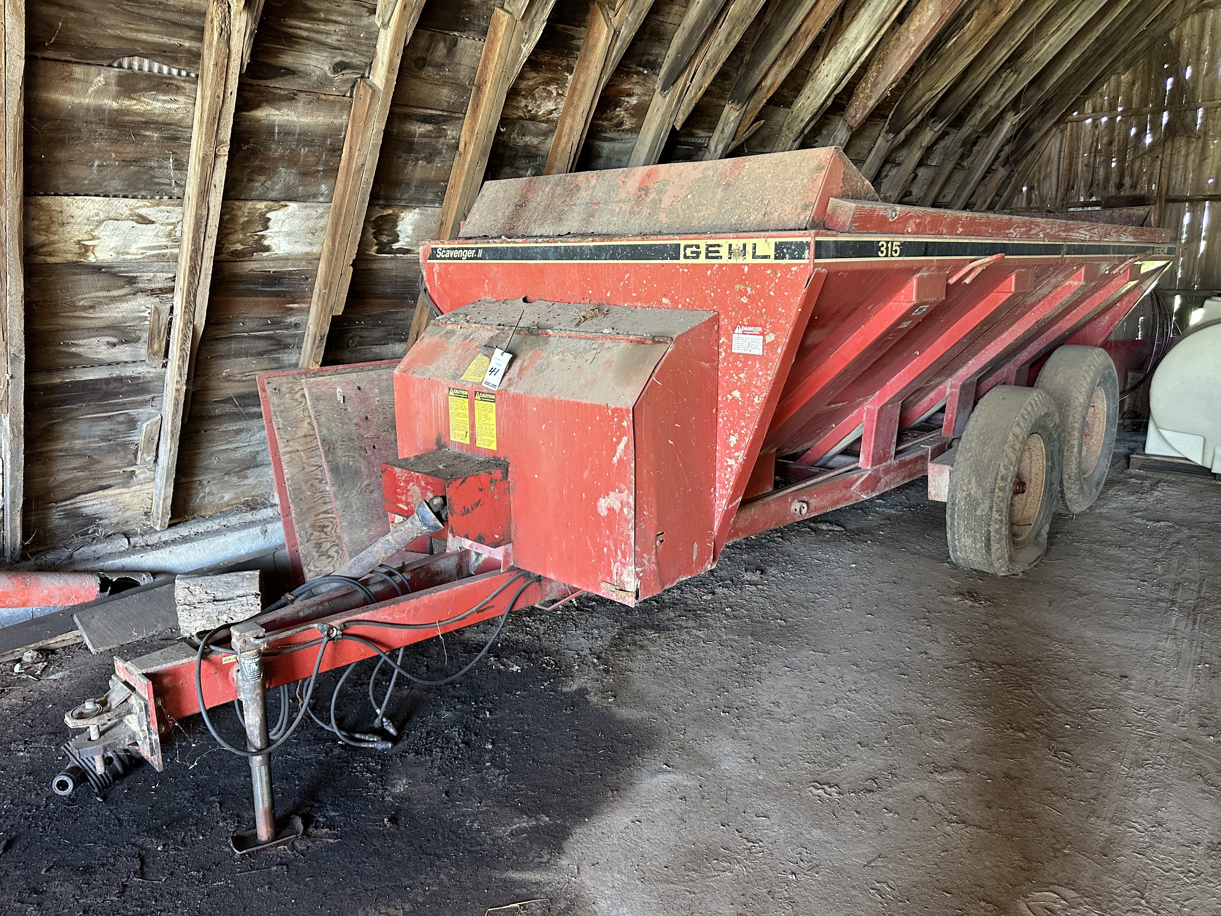 Gehl 315 Equipment Image0