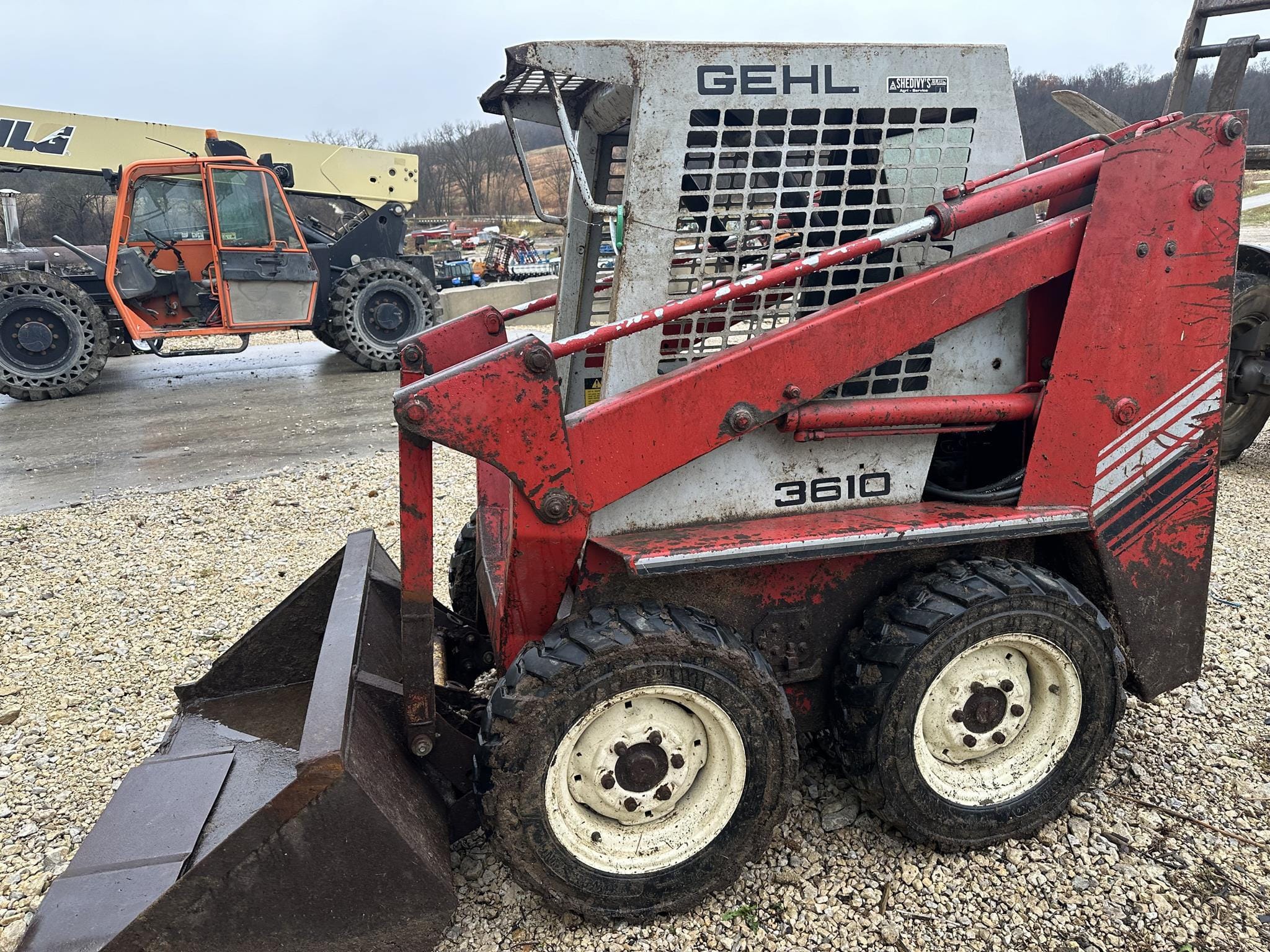 Main image Gehl 3610