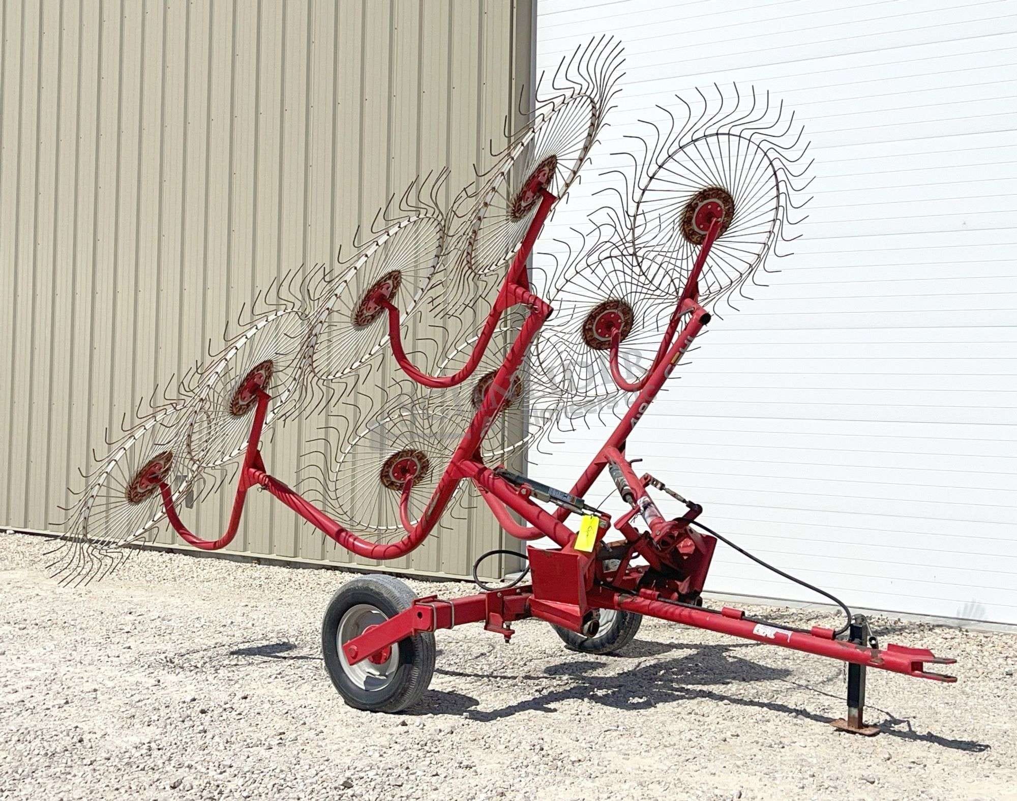 Gehl 418 Equipment Image0