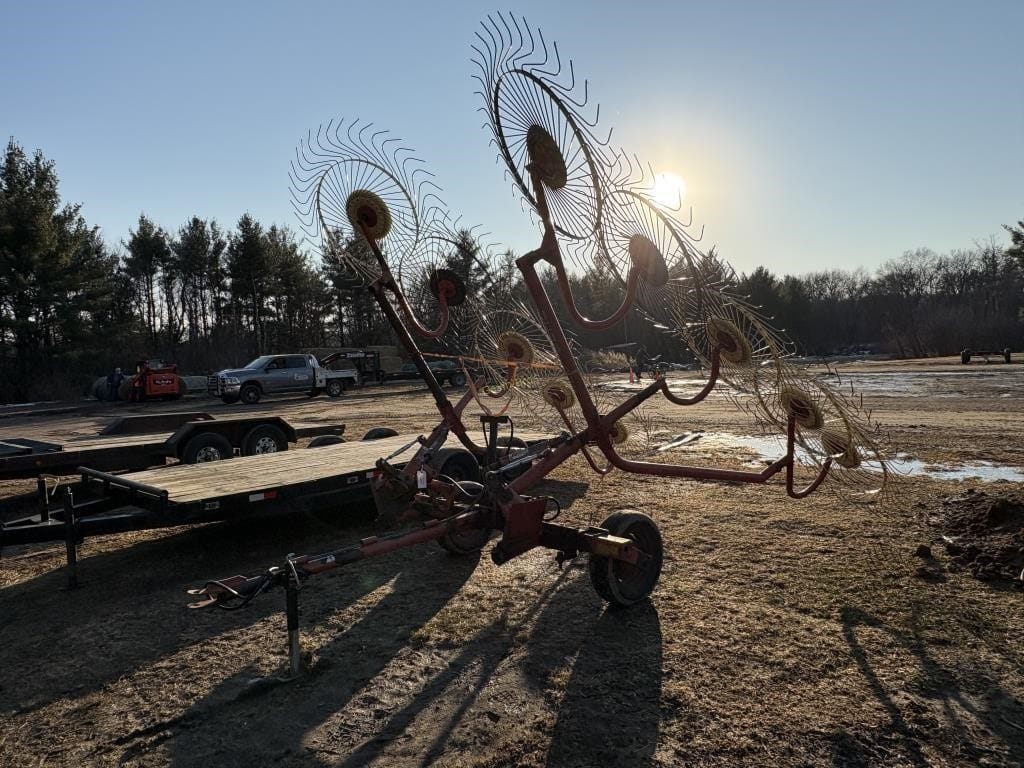 Gehl 420 Equipment Image0