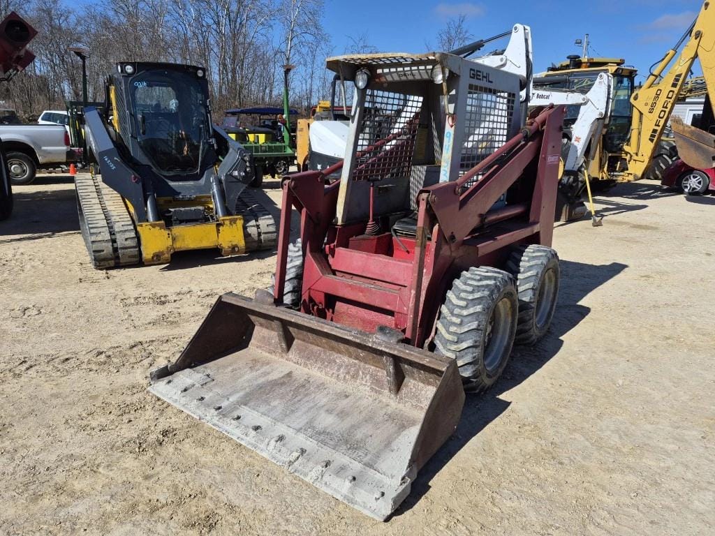 Gehl 4510 Equipment Image0