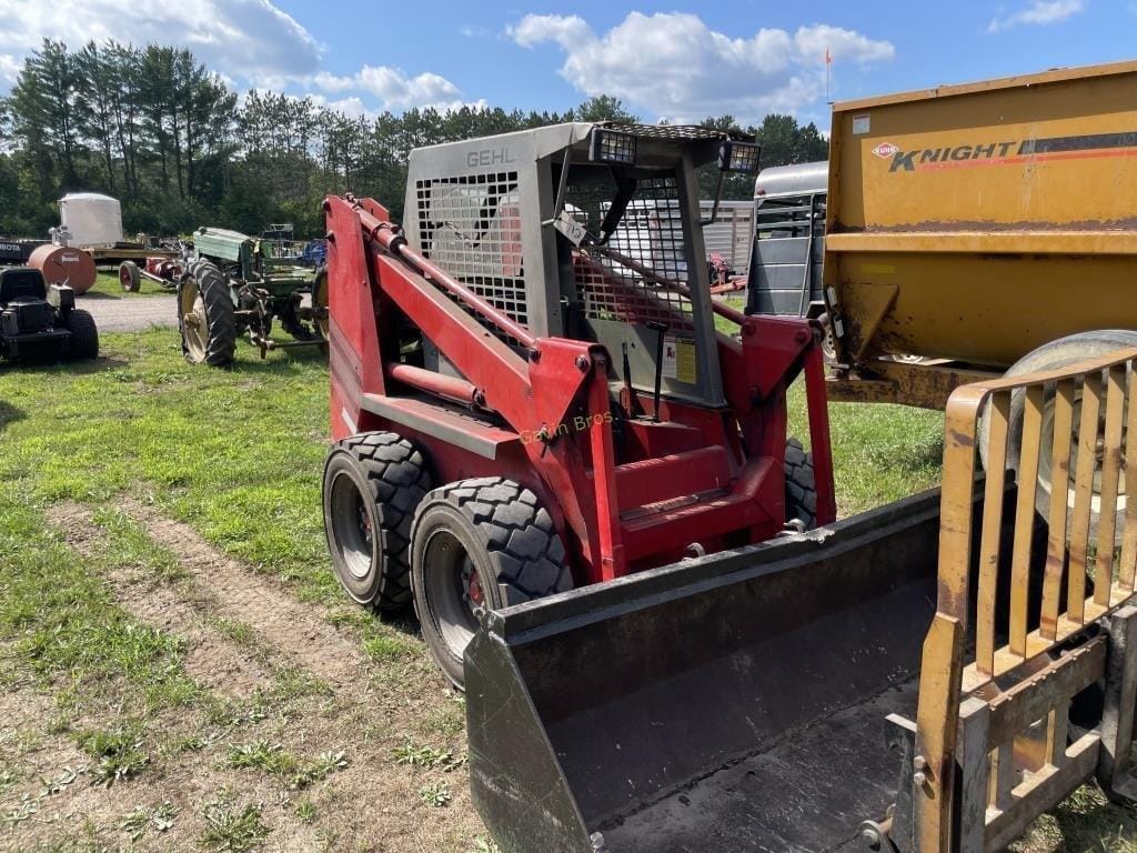 Main image Gehl 4610