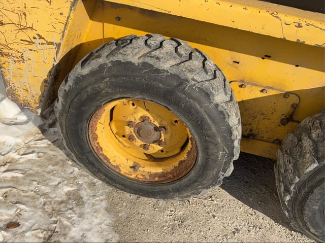 Image of Gehl 4625 equipment image 3