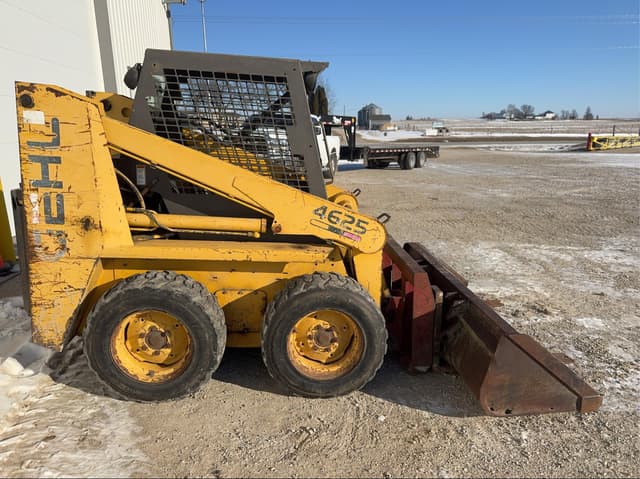 Image of Gehl 4625 equipment image 2