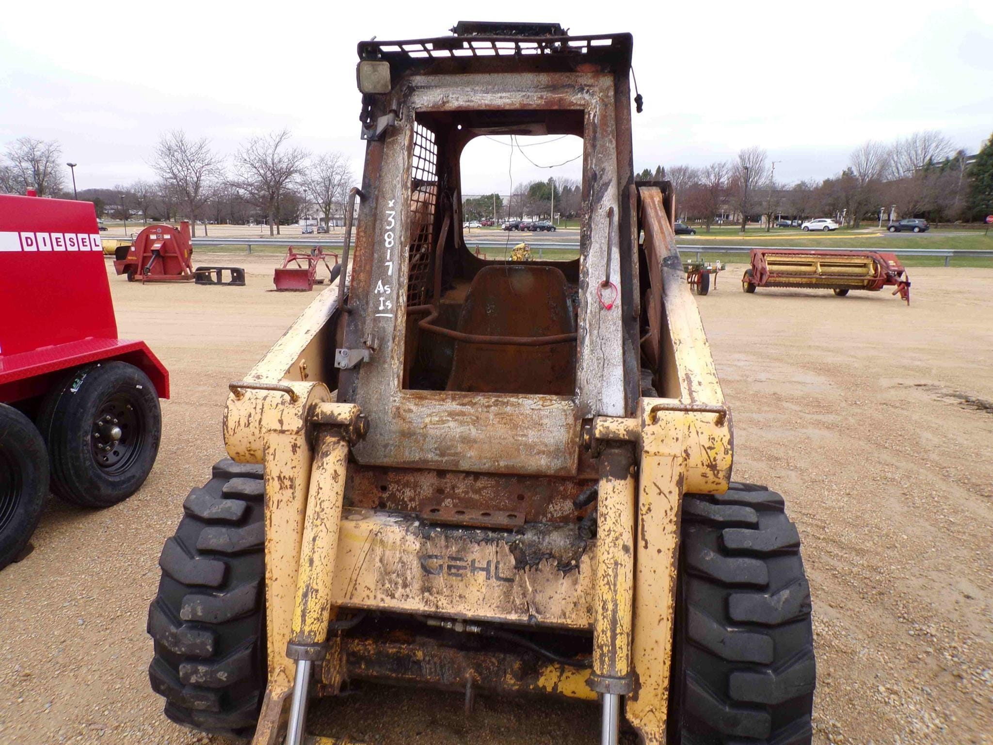 Gehl 4625 Equipment Image0