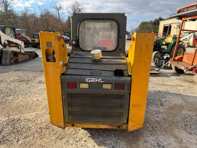 Image of Gehl 4635 equipment image 3